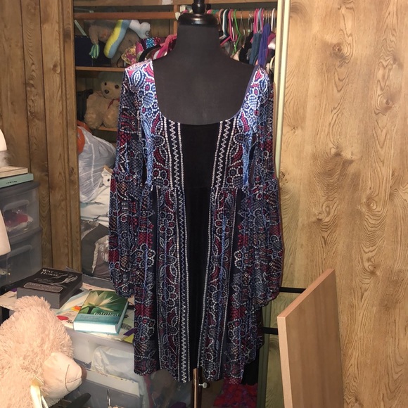 Beautiful FREE PEOPLE Velvet Dress 👗 Size Medium - Picture 10 of 15